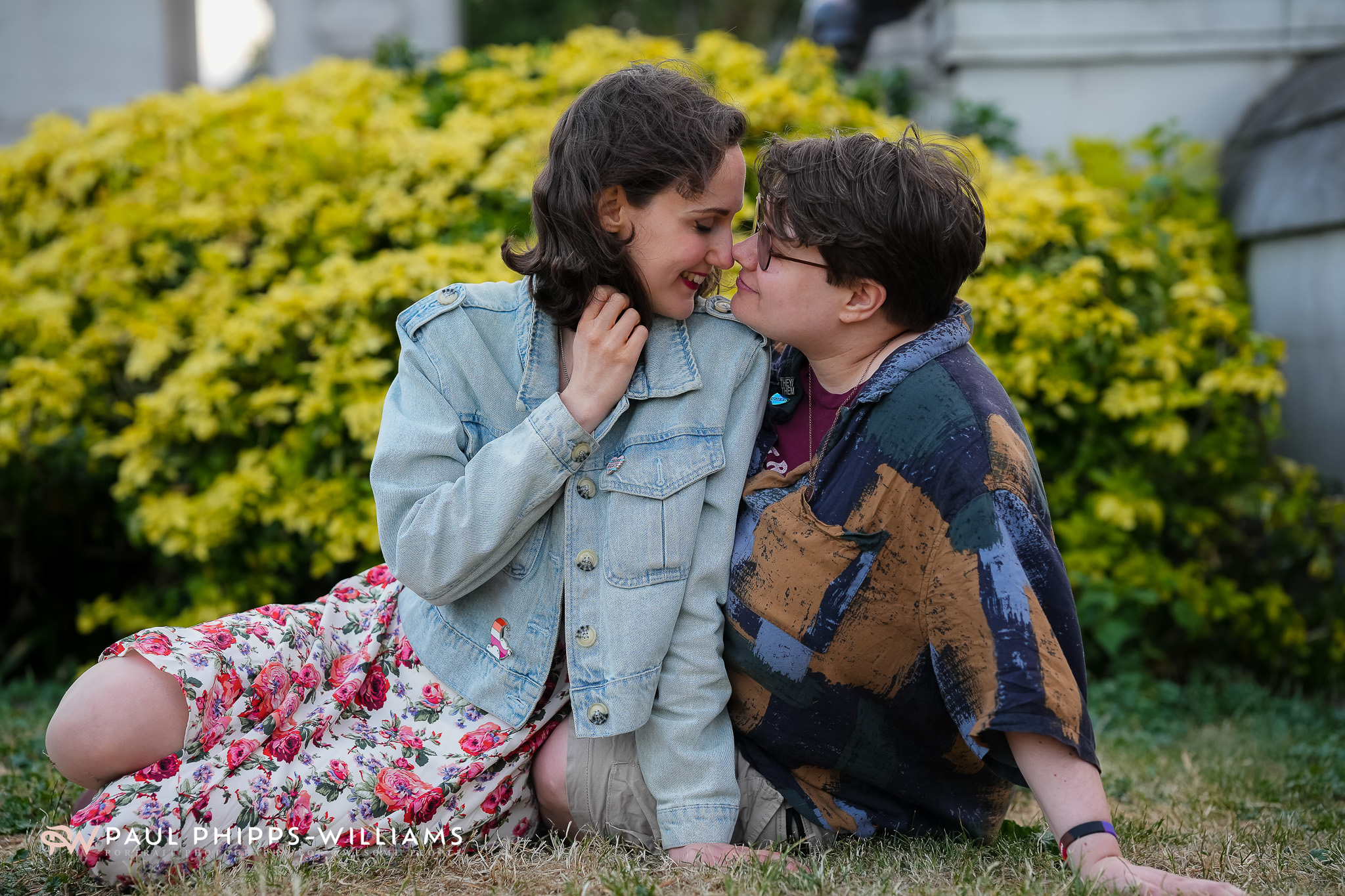 Candid moment of Fio and Georgia around Tower Bridge during their first anniversary shoot.