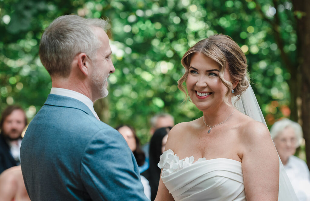 a couple get married at Newlands bishops farm